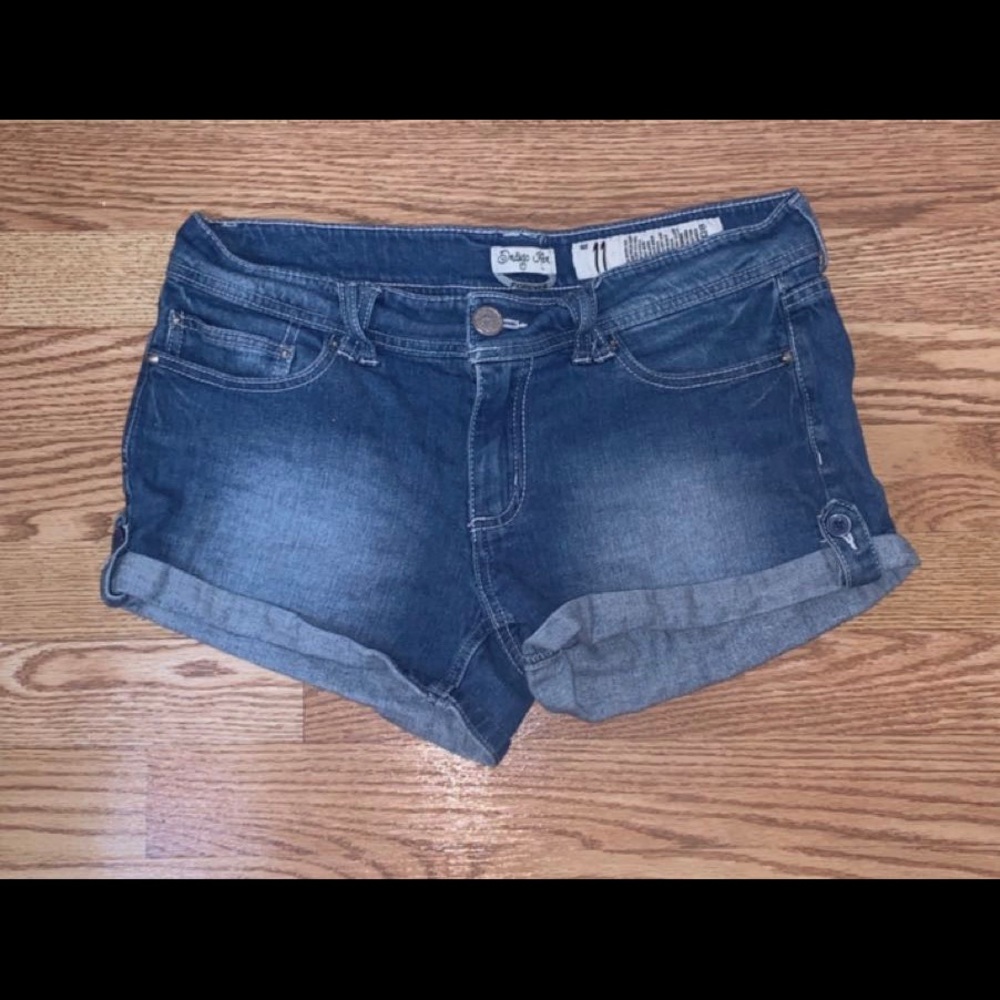 Only worn 2 times